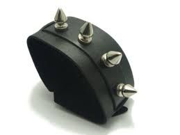 Bracelete com spiker